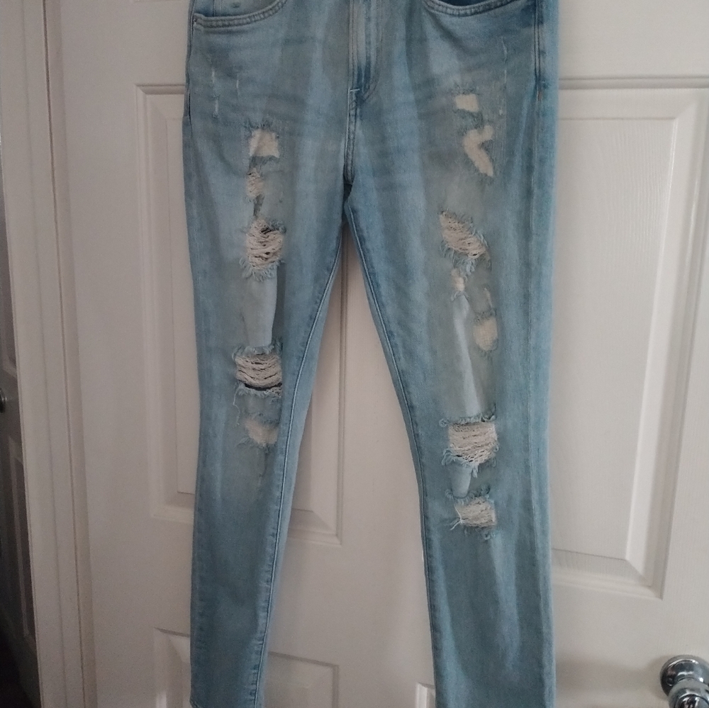 H&M Skinny Fit Distressed Jeans with Rips - size 33x32